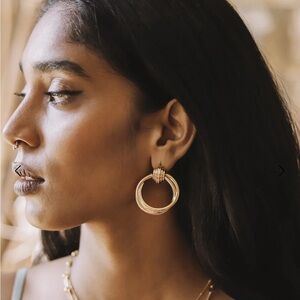 NWOT Missoma 18k gold plated Lucy Williams front facing hoops with box